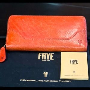 Melissa Zip Wallet Burnt Orange NWT MSRP $158